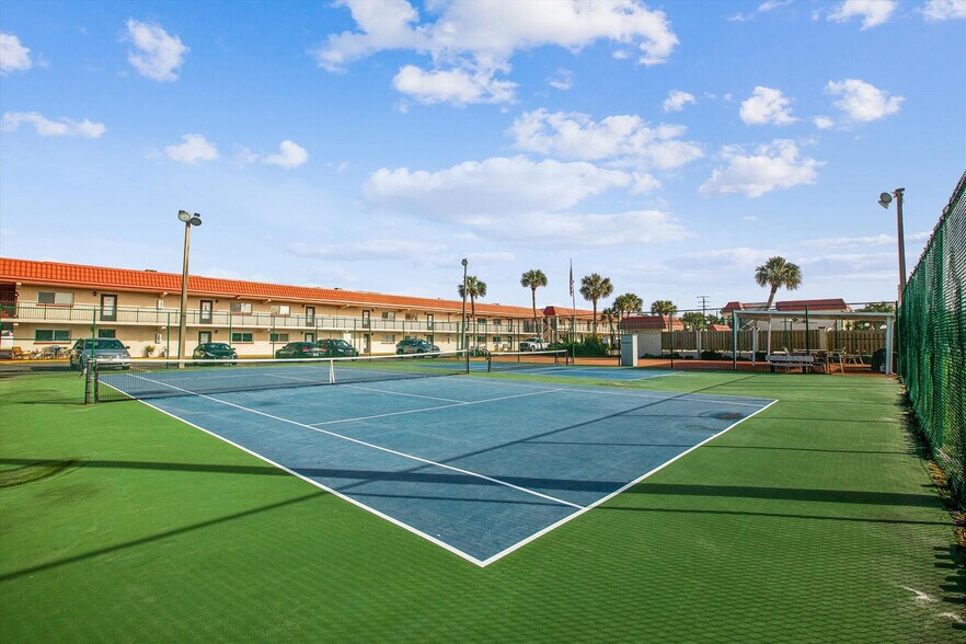 Building Photo - 7175 A1A S