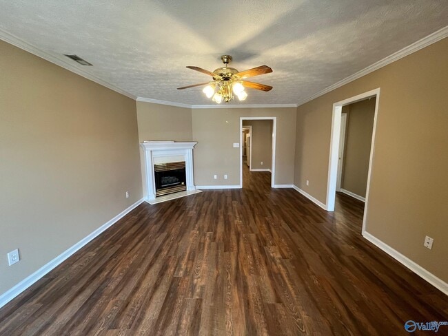 Building Photo - 2412 Harpeth Pl SW