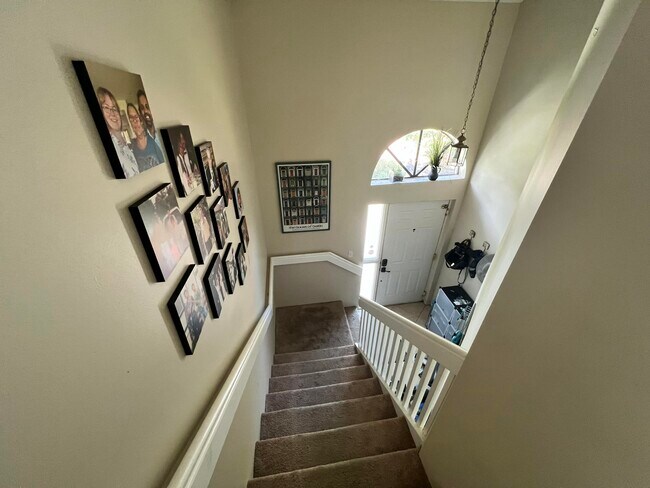 Building Photo - 5258 Europa Dr