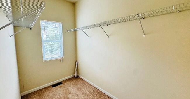 Building Photo - 2088 Tanners Mill Dr