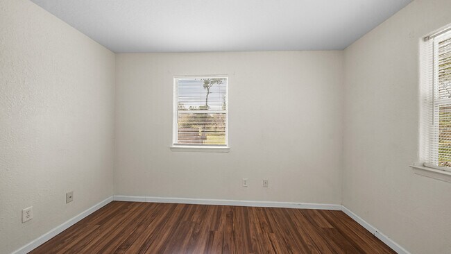 Building Photo - 2216 Avenue F