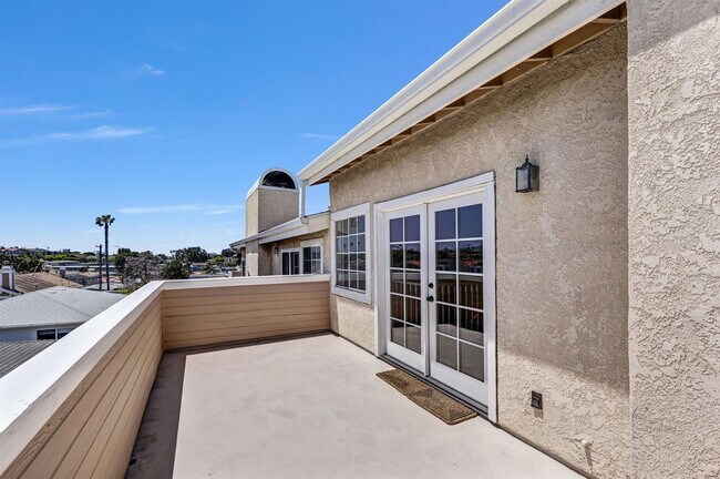 Building Photo - 203 N Lucia Ave