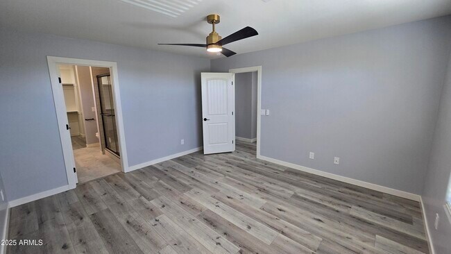 Building Photo - 23451 N El Frio Ct