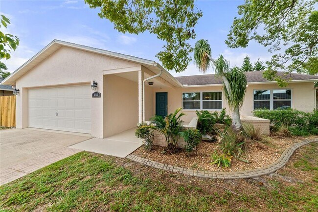 Building Photo - 4243 Chipmunk Dr