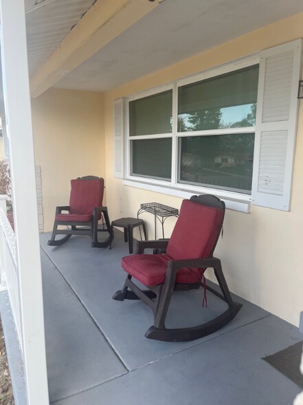 Building Photo - 10702 Laburnum Dr