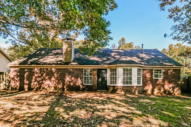 Building Photo - 5769 Saranac Ave