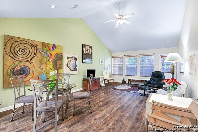 Building Photo - 3202 Eisenhauer Rd