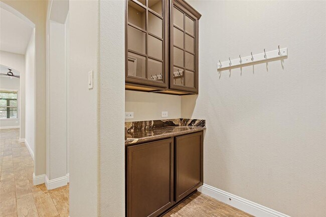 Building Photo - 3556 Woods Estates Dr