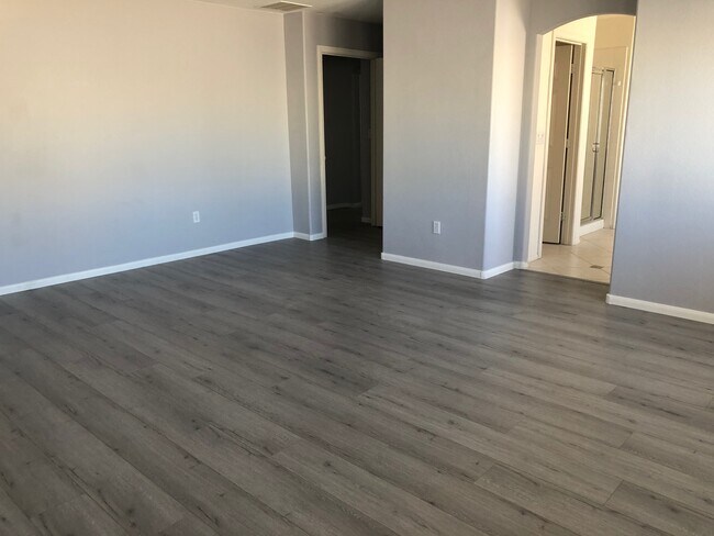 Building Photo - 653 Orbiter Ln