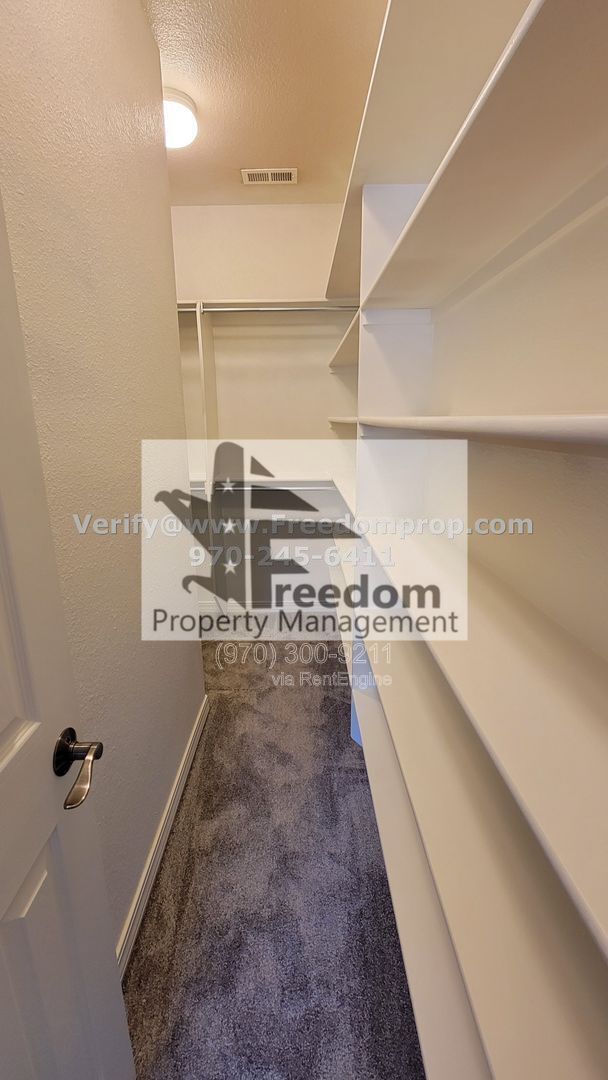 Building Photo - 555 Garden Grove Ct
