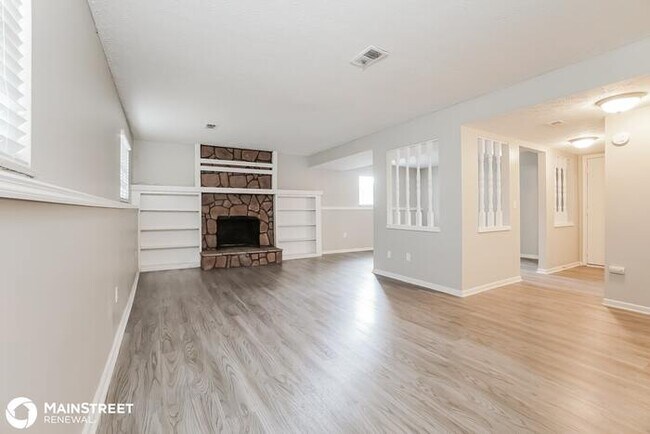 Building Photo - 6606 Merringer Ave, Reynoldsburg, OH 43068