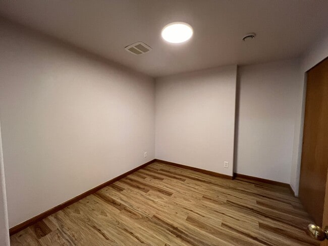 Building Photo - 4244 Wintergreen Cir