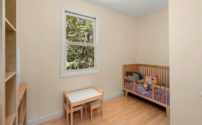 Building Photo - 33 Furbush Rd