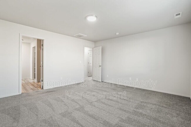Building Photo - 17806 N Pegram Way