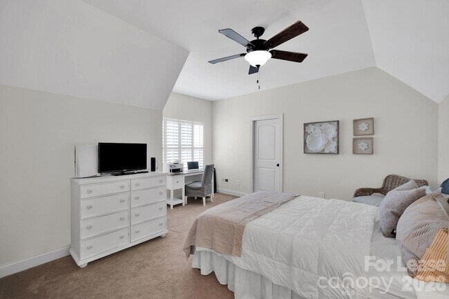 Building Photo - 7526 Fairway Villa Circle