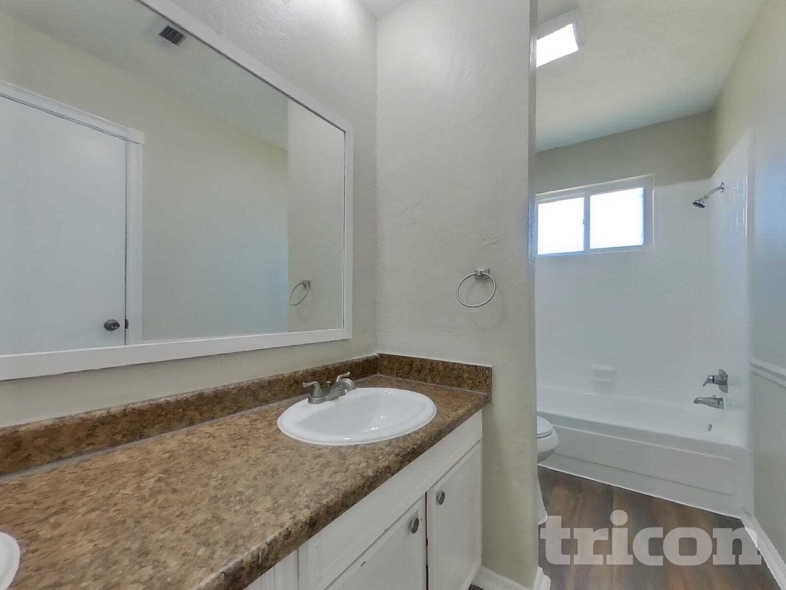 Building Photo - 6128 Silver Leaf Dr