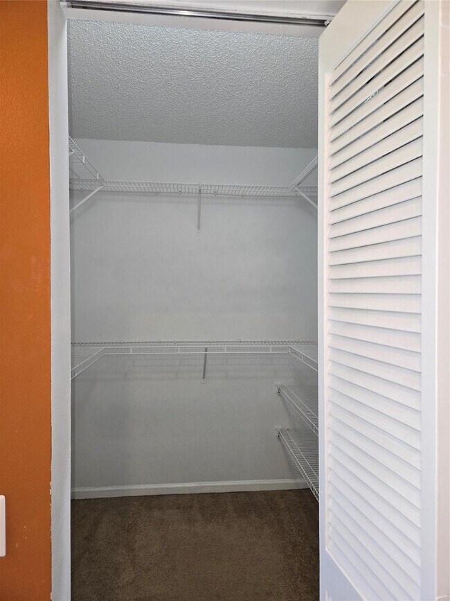 Building Photo - 160 NW 97th Terrace