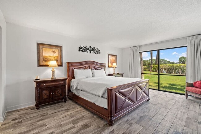 Building Photo - 520 Richard Jackson Blvd