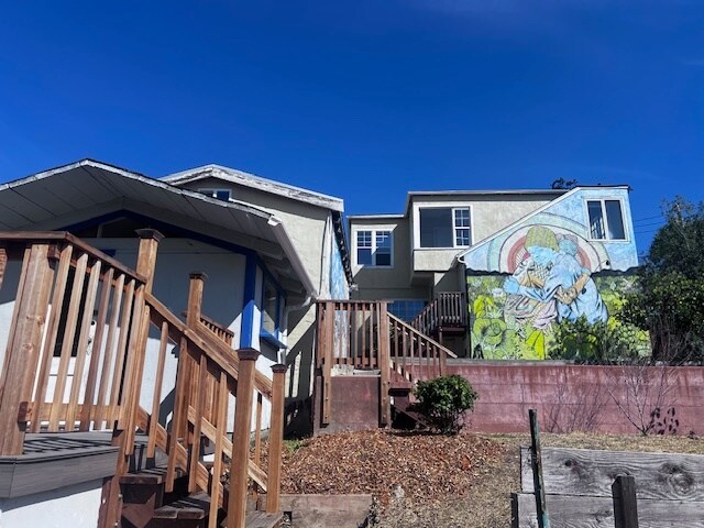 Building Photo - 8109 Ney Ave