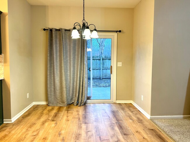 Building Photo - Charming 3-Bedroom Home with Modern Amenities and Elegant Finishes