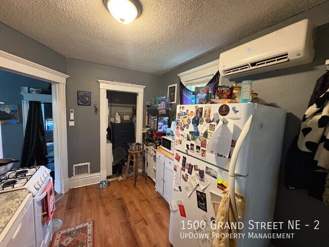 Building Photo - 1500 Grand St NE