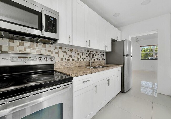 Primary Photo - 2902 NW 11th St