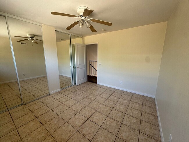 Building Photo - 4 Bedroom - 2 Bathroom with view