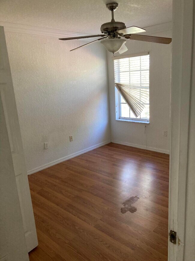 Building Photo - 1098 Winding Rose Way