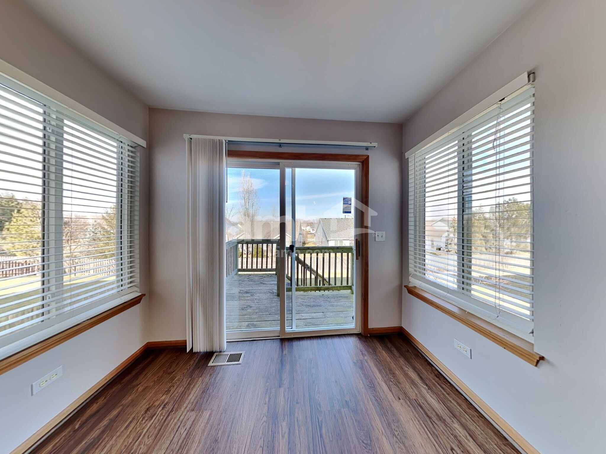 Building Photo - 13184 W Yorkshire Ln