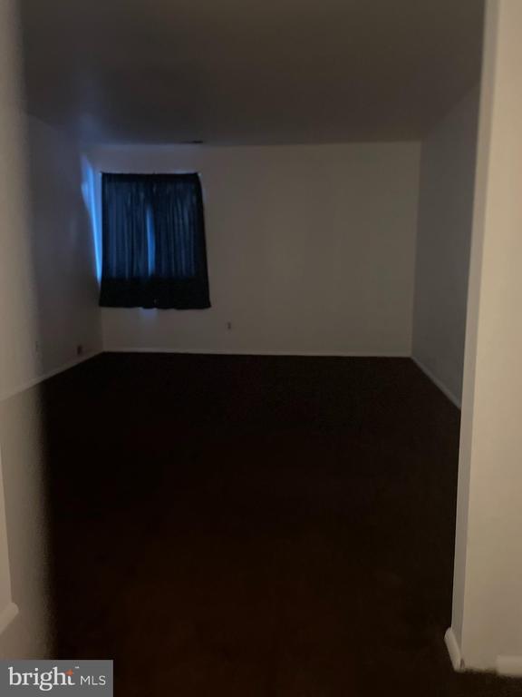 Building Photo - 806B Cypress Point Cir