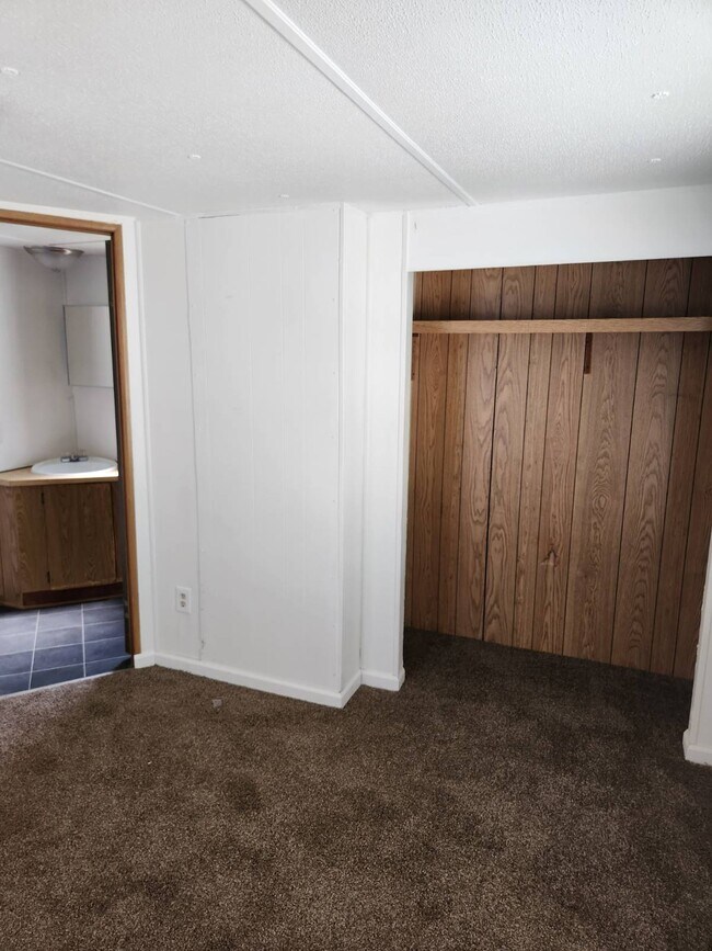 Building Photo - 117 Grace Park Ln