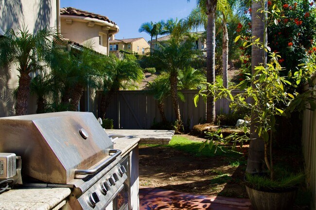 Building Photo - Carlsbad Arroyo Retreat