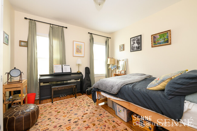 Building Photo - Spacious 2-Bedroom in Inman Square – Avail...