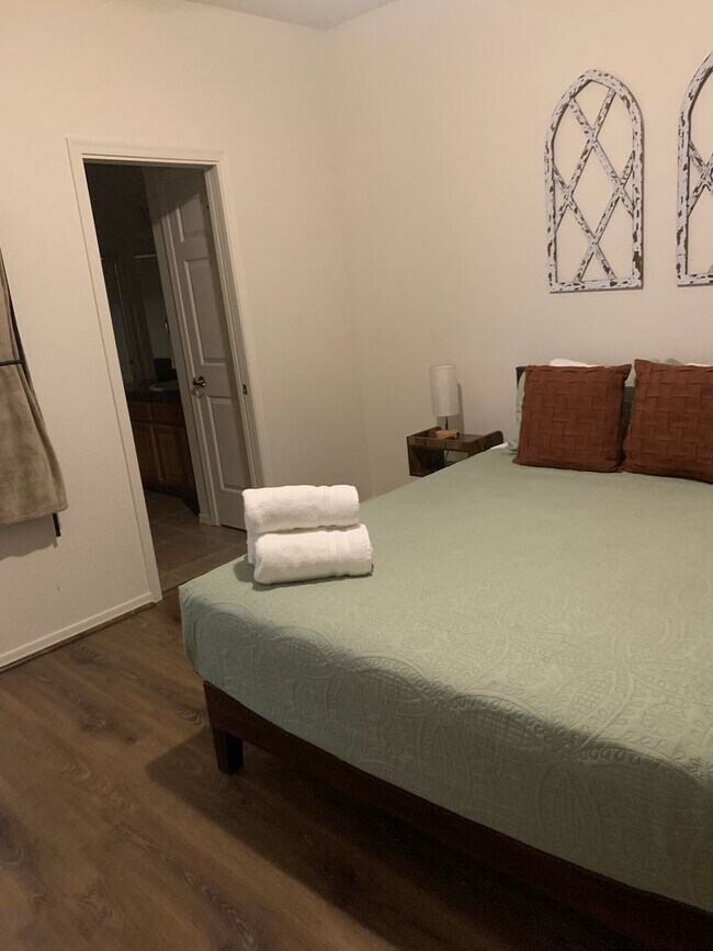 Building Photo - Community Beach and Boat Launch