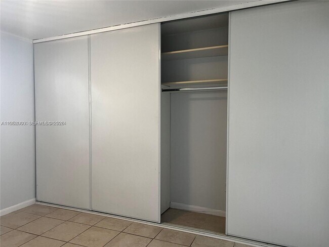 Building Photo - 4111 Stirling Rd