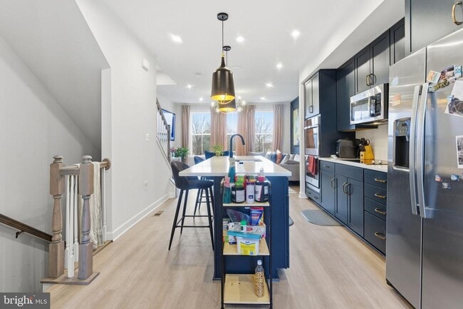 Building Photo - 2818 Dart Dr