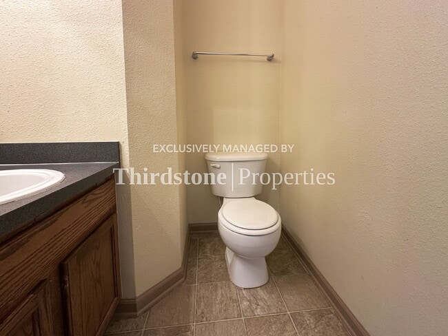 Building Photo - 1660 Biscayne Bay Cir
