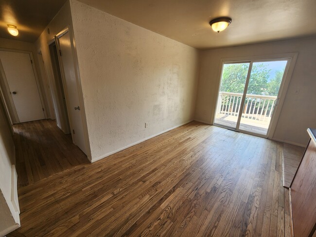 Building Photo - 677 Bridger Dr
