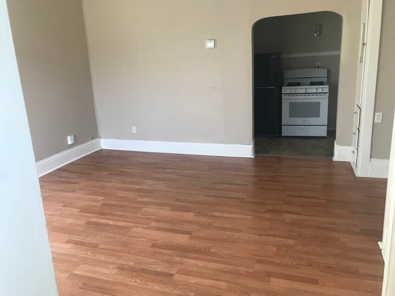 Building Photo - 602 N Pennsylvania Ave