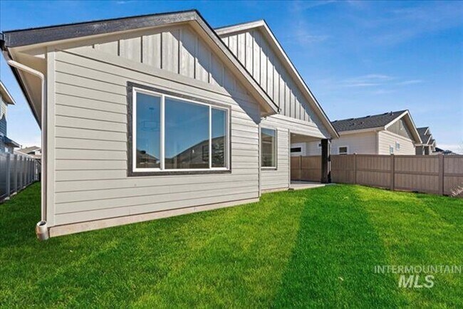 Building Photo - Newer 3-Bedroom in Star