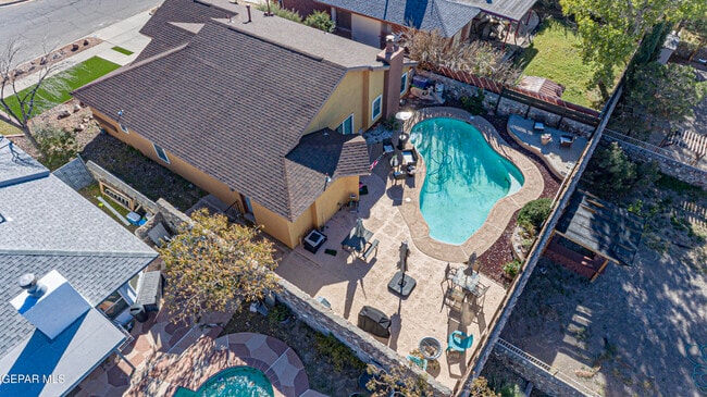 Building Photo - 1123 Night Hawk Dr