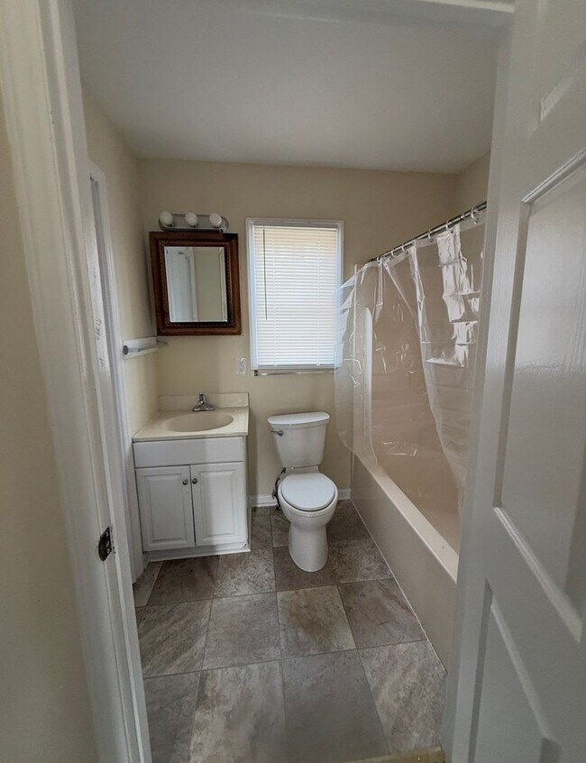 Building Photo - NOW LEASING — Bungalow Tiny Home In Winston-Salem!