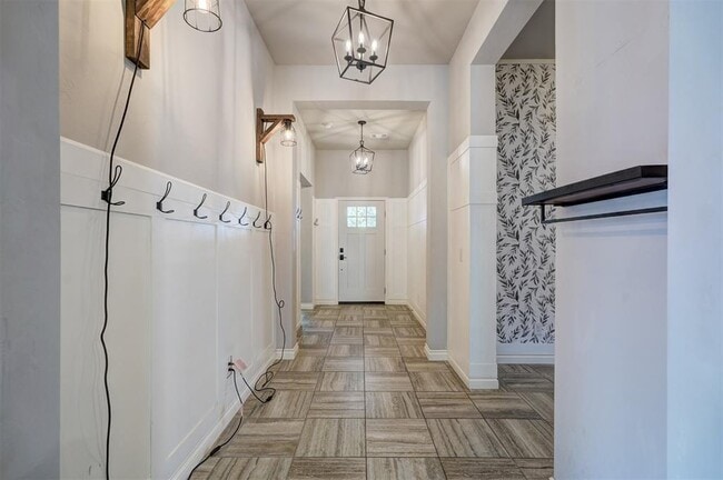 Building Photo - 12490 Native Hill Dr