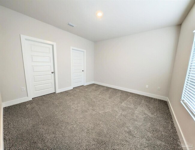 Building Photo - 9907 Starling Dr