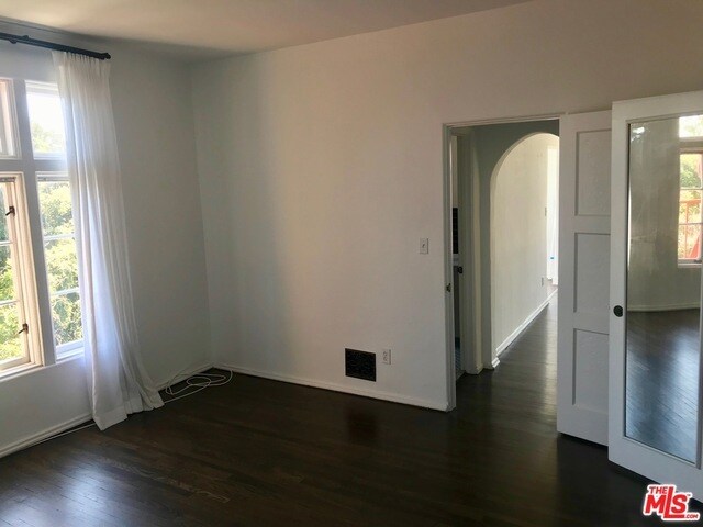 Building Photo - 1287 N Crescent Heights Blvd