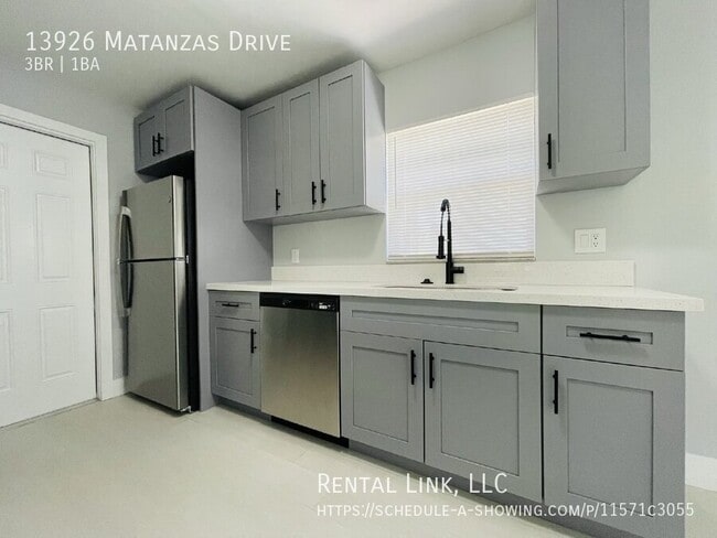 Building Photo - 13926 Matanzas Dr
