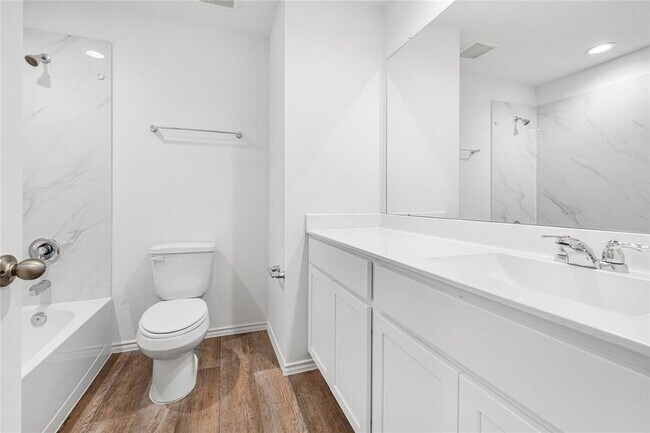 Building Photo - 5603 Poplar Rdg Ct