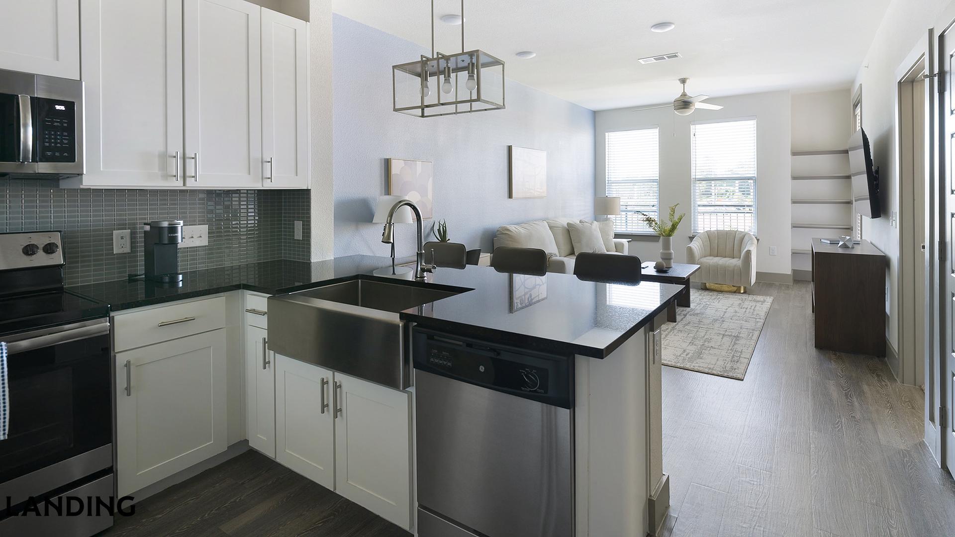 Building Photo - 300 Enclave Dr