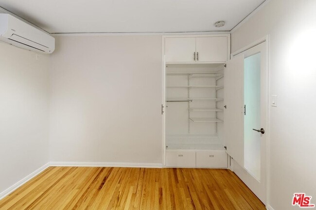 Building Photo - 4281 Motor Ave