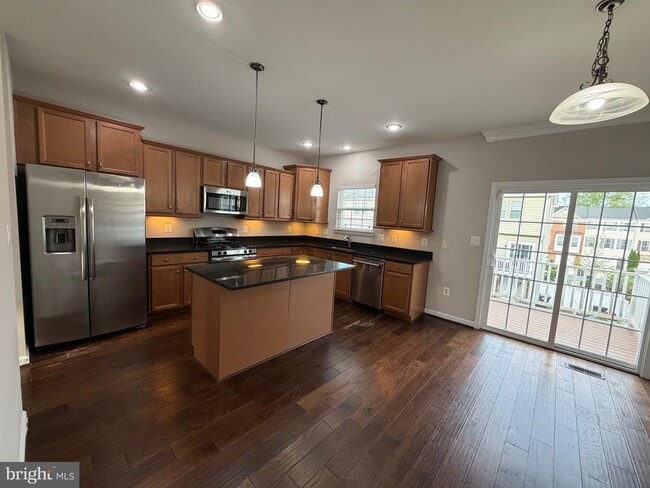 Building Photo - 128 Hidden Brook Dr